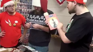 The book Ratatouille best recipes of Rémy in the youtube video You open your gifts ! of LinksTheSun