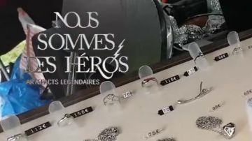 El anillo de Galaxium "I am Diamond" visto en el video "Vlog - LinksTheSun at geek Faëries 2017" de Linksthesun