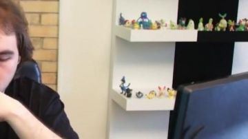 The figurine Pokémon Galvaran view in the YouTube video of Linksthesun "Last dance - Indila"