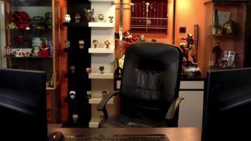 La figura funko pop de Rapunzel & Pascal (Disney) en el video "French songs: the moment when it screwed up" de Linksthesun