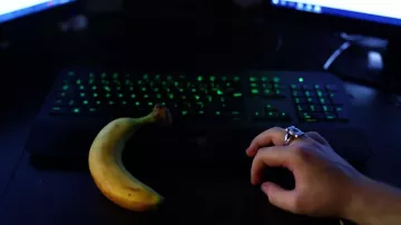 Anillo Linterna Verde Emblema tamaño US 08 FR 57.3 caja de colección de acero inoxidable