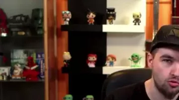 funko judge doom seen in Chansons françaises: le moment où ça a merdé (review) by Linksthesun