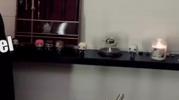 La figura Funko Pop hermione Granger de Linksthesun en "On cuisine de la Bièraubeurre de Harry Potter"