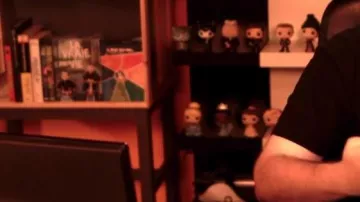 coffret la vrai vie vu dans Les Nouvelles Aventures d'Aladin - 50/50 (critique) de Linksthesun