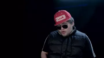 LA GORRA WATI-B USADA POR JEREMY (EN EL PERSONAJE DE MASTER PIMS) EN EL EPISODIO 4 DEL CALENDARIO DE ADVIENTO LINKSTHESUN 2017