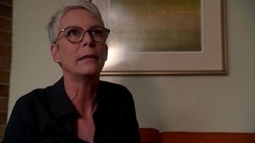 Anteojos de Dean Cathy Munsch (Jamie Lee Curtis) en Scream Queens