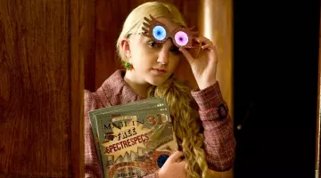The glasses Luna Dragon (Evanna Lynch) in Harry Potter and the half-blood Prince