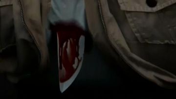 The knife of Dexter Morgan (Michael C. Hall) in Dexter