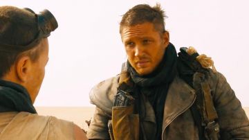 Le couteau de survie de Max (Tom Hardy) dans Mad Max Fury Road