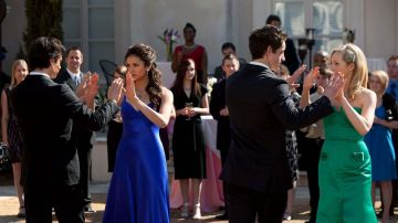 La robe de bal bleue d'Elena Gilbert dans Vampire Diaries