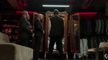 The shoes of John Wick (Keanu Reeves) in John Wick : Chapter 2