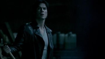 Le blouson en cuir AllSaints de Damon Salvatore (Ian Somerhalder) dans The Vampire Diaries