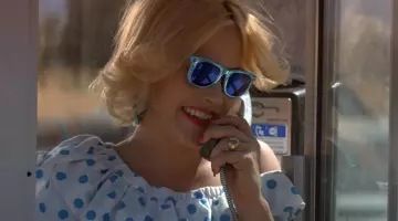 La bague "fer à cheval" dorée de Alabama Whitman (Patricia Arquette) dans True Romance