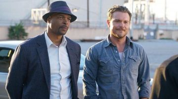 The hat of Roger Murtaugh (Damon Wayans) in lethal weapon