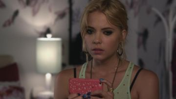 The iPhone Hanna Marin (Hanna Marin) in Pretty Little Liars