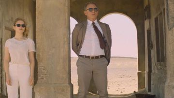 The chino pants-Brunello Cucinelli James Bond (Daniel Craig) in Spectrum