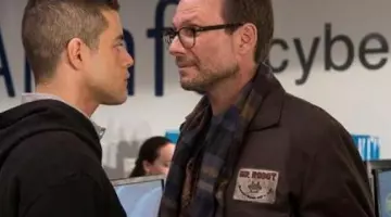 Le blouson marron de Mr. Robot (Christian Slater) dans Mr. Robot