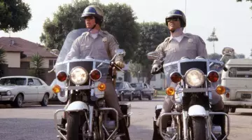 Les lunettes de soleil de Frank Poncherello (Erik Estrada) dans CHiPs