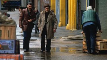 La chaqueta de cuero vintage marrón de Joseph D. Pistone (Johnnie Depp) en Donnie Brasco