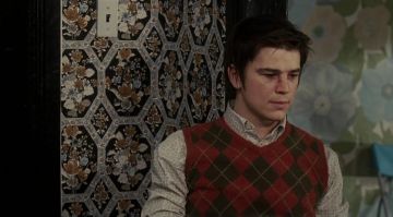 Slevin (played by Josh Hartnett) outfits on Lucky Number Slevin