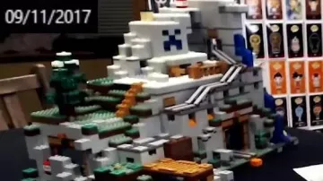 Mine Minecraft Lego seen in The Mine Minecraft Lego (presentation of the Advent Calendar) Linksthes