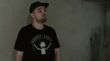 Camiseta Rick y Morty LinkstheSun En el video "Canciones francesas: el momento en que metió la pata (reseña)"