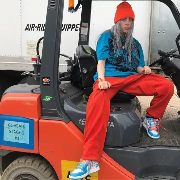 Nike Air Jordan 1 Retro High OG x Off-White “UNC” sneakers worn by Billie Eilish on Instagram