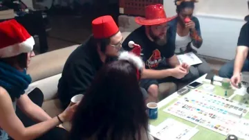 EL FEZ ROJO USADO POR JEREMY EN EL EPISODIO 6 DEL CALENDARIO DE ADVIENTO 2017 DE LINKSTHESUN