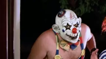 La máscara de payaso vista en el video de youtube "Le Point - Octubre 2017" de Linksthesun