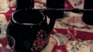 ¡La copa de caldero de Harry Potter vista en On cuisine de la Bièraubeurre de Harry Potter! por Linksthesuun