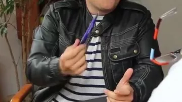 Camiseta marinera vista en Madame Pavoshko - Black M (reseña) (versión de respeto) por Linksthesun