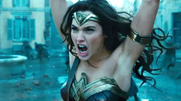 Tiara de wonder woman / Diana Prince (Gal Gadot) en Wonder Woman
