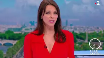 The red dress, ba&sh of Sophie Le Saint a view in Télématin from the 12.06.2018