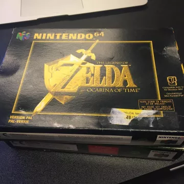 I play "The Legend Of Zelda Ocarina Of Time" on Nintendo 64 of Gastronogeek (Thibaud Villanova)