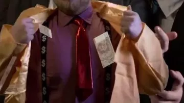 Straps Dollars seen in French Songs: The Moment It Screwed Up (Reseña) por Linksthesun