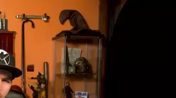 Slyrim Dragon Pretre Mask visto en Polisse - 50/50 (revisión) por Linksthesun