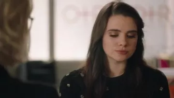 Jersey negro 3/4 usado por Jane Sloan (Katie Stevens) en The Bold Type S02E01