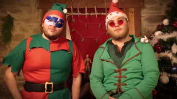 Little Model Man con dibujo visto en Le Point - Diciembre 2016 (Linksthesun)