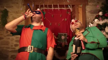 Botella de champán de confeti vista en Le Point - Diciembre 2016 (Linksthesun)