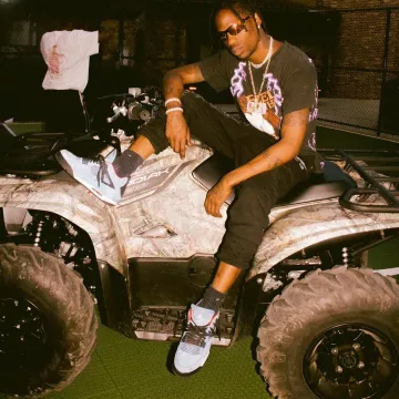 Jordan 4 cactus pack x Travis Scott worn by himself in his instagram post