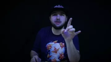 Camiseta de Karpnado vista en Le Point - Noviembre 2016 (Linksthesun)