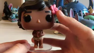 La figurine funko pop de  Vaiana Jeune dans la vidéo youtube Ma Collection De Figurine FunkoPop Disney de La Caprichieuse