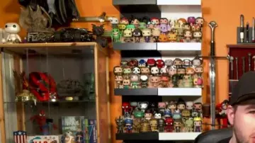 Funko pop DOCTOR WHO 12TH DOCTOR seen in Polisse (poliss) - 50/50 (critical) Linksthesun