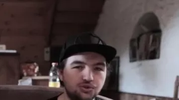 Batman Vs Superman gorra Logotipo de Batman visto en Point Junio 2016 (Linksthesun)