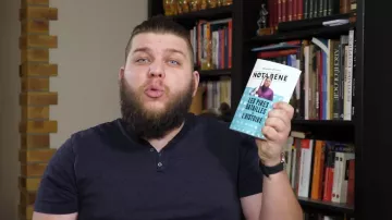 The book Nota Bene : the worst battles in the history of Benjamin Brillaud presented on his Youtube channel