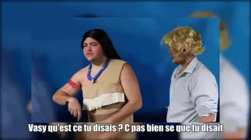 Peluca larga marrón vista en Disney Songs (crítica) (Linksthesun)