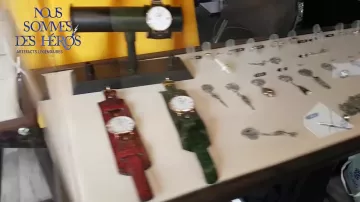 Watch I am the black Watch in the video Linksthesun Vlog - LinksTheSun to Geek Faëries 2017