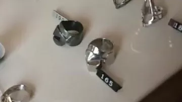 Ring I am the prince in the video linksthesun Vlog - LinksTheSun to Geek Faëries 2017