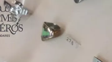 Ring I'm the explorer in the video linksthesun Vlog - LinksTheSun to Geek Faëries 2017