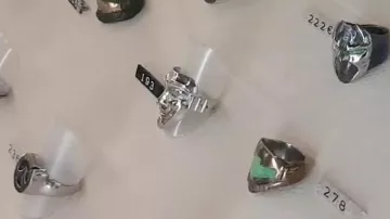 Ring I am the legion in the video linksthesun Vlog - LinksTheSun to Geek Faëries 2017